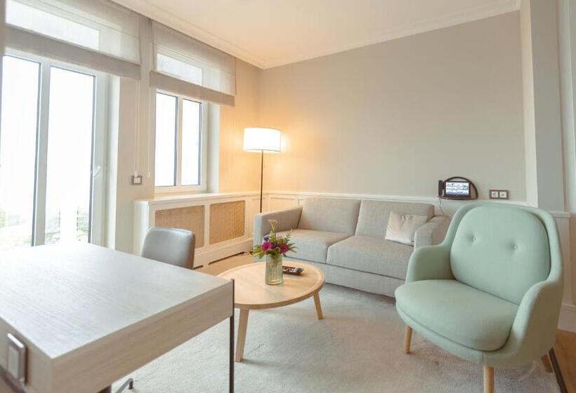 سوییت جونیور با بالکن, Strandhotel Ostende
