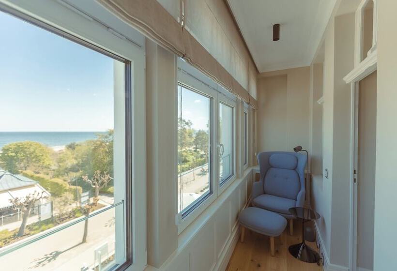 سوییت جونیور, Strandhotel Ostende