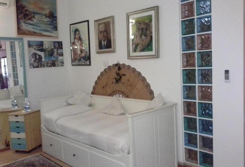 Семейный Номер, B&b Claro De Luna