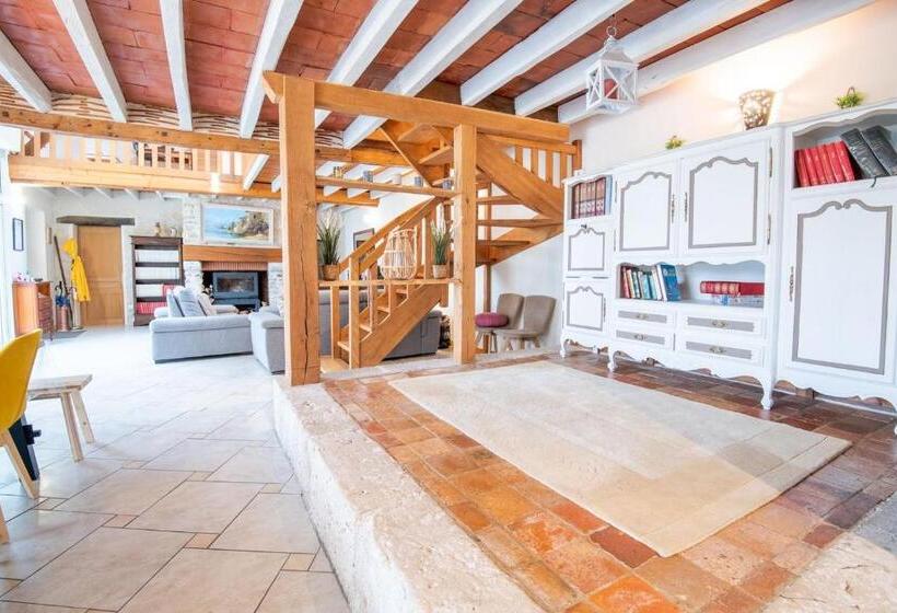 Дом 1 Спальня, Country House Les Romarins   14 Pers