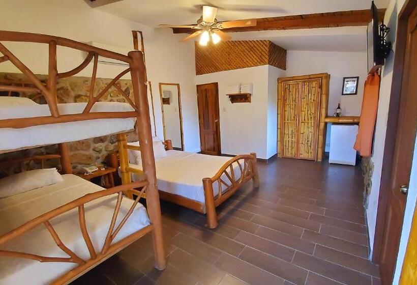 デラックスバンガロー, Nativa Bambu Ecolodge