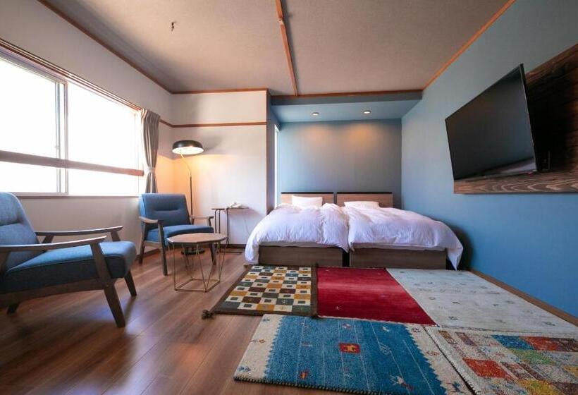 Quarto Estandar, Kunisakisou