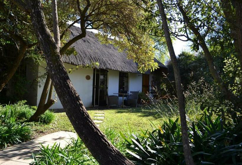 Номер Стандарт, Random Harvest Country Cottages