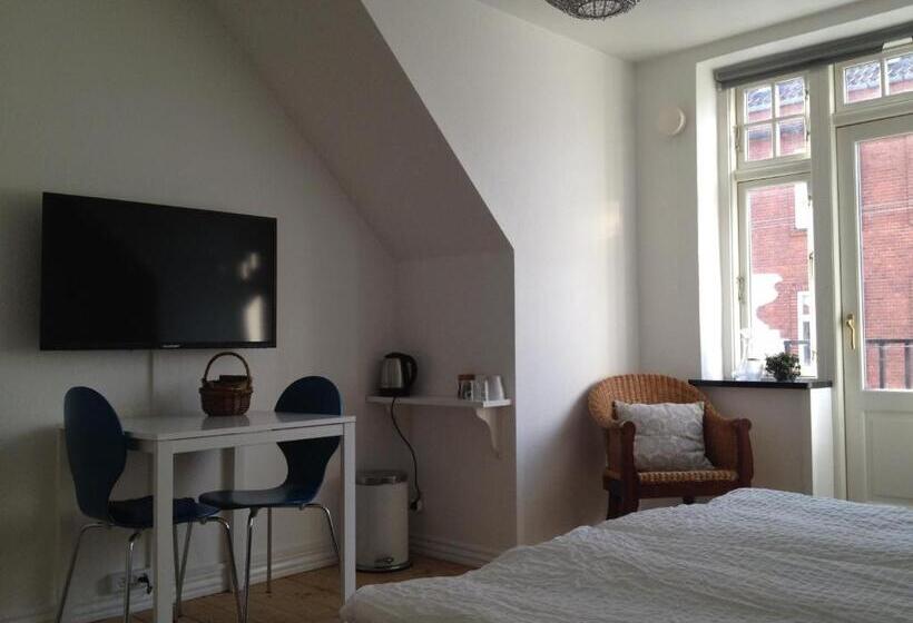 Номер Стандарт, Sweethome Guesthouse