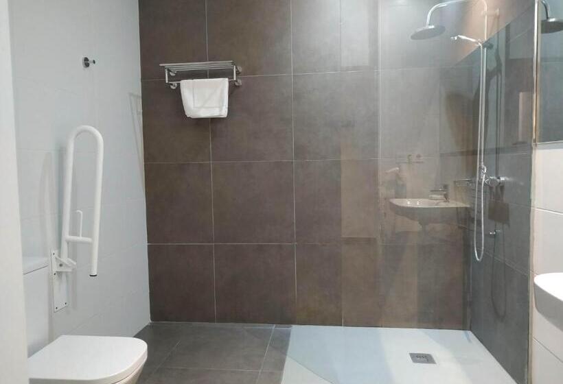 آپارتمان 1 خوابه همکف, Flats Friends Soho Suites