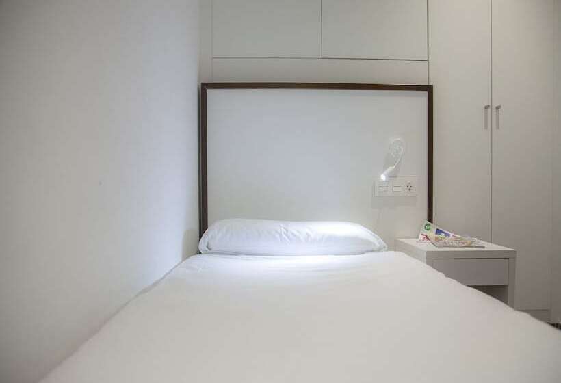آپارتمان 2 خوابه, Flats Friends Soho Suites