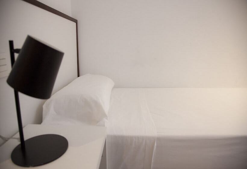 آپارتمان 3 خوابه, Flats Friends Soho Suites