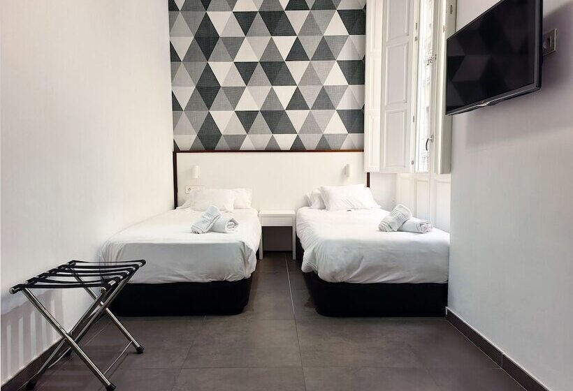 آپارتمان 1 خوابه همکف, Flats Friends Soho Suites