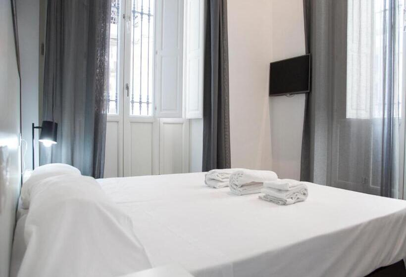 آپارتمان 1 خوابه همکف, Flats Friends Soho Suites