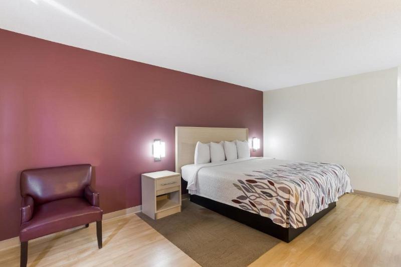 Люкс Кровать Кинг, Sleep Inn & Suites O Fallon Mo   Technology Drive