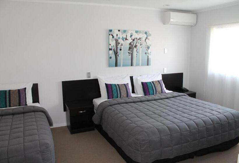 Номер Superior, Aquarius Motor Inn