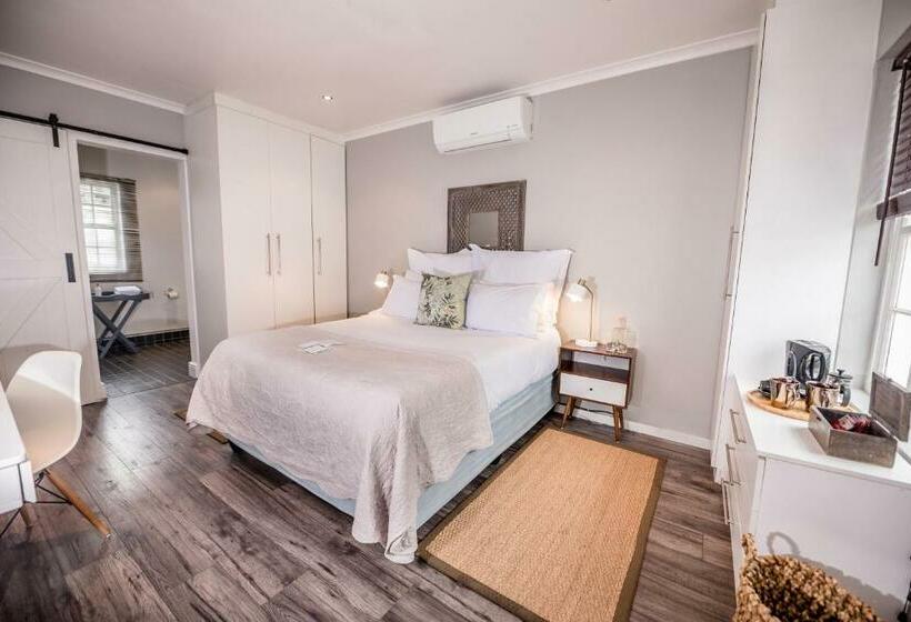 Номер Стандарт, Corner House Residence