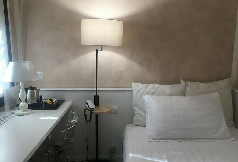 اتاق استاندارد یک نفره, 7motel   Settimotel