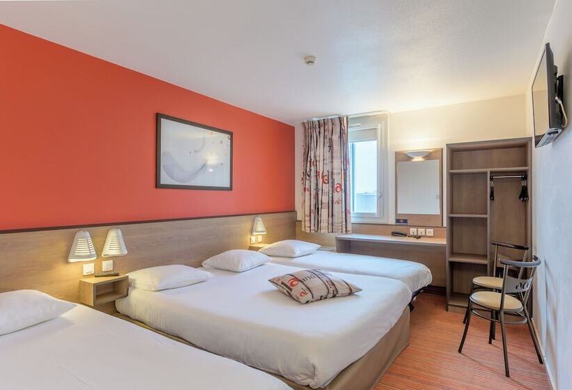 Номер Стандарт Трехместный, Ace Hôtel Paris Roissy