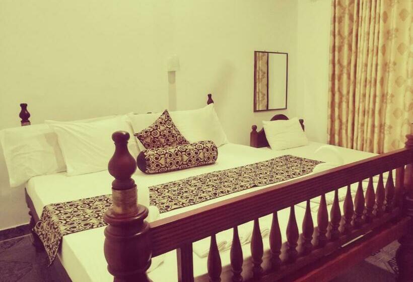 Номер Deluxe, Deutsch Lanka Hotel & Restaurant