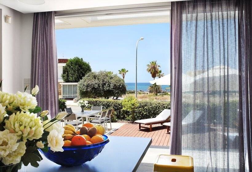 Вилла 2 Спальни, Paradise Cove Luxurious Beach Villas