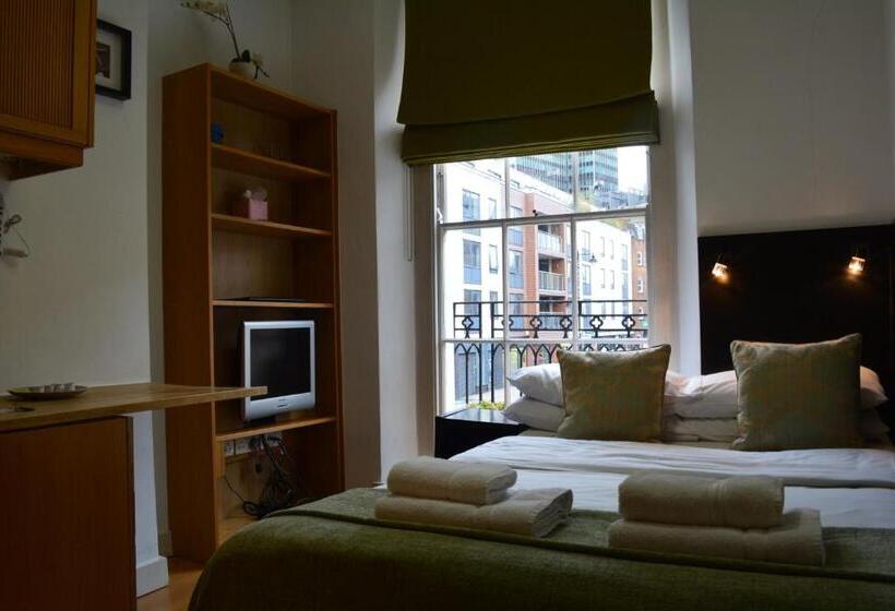 Студио Economy, Studios2let   North Gower