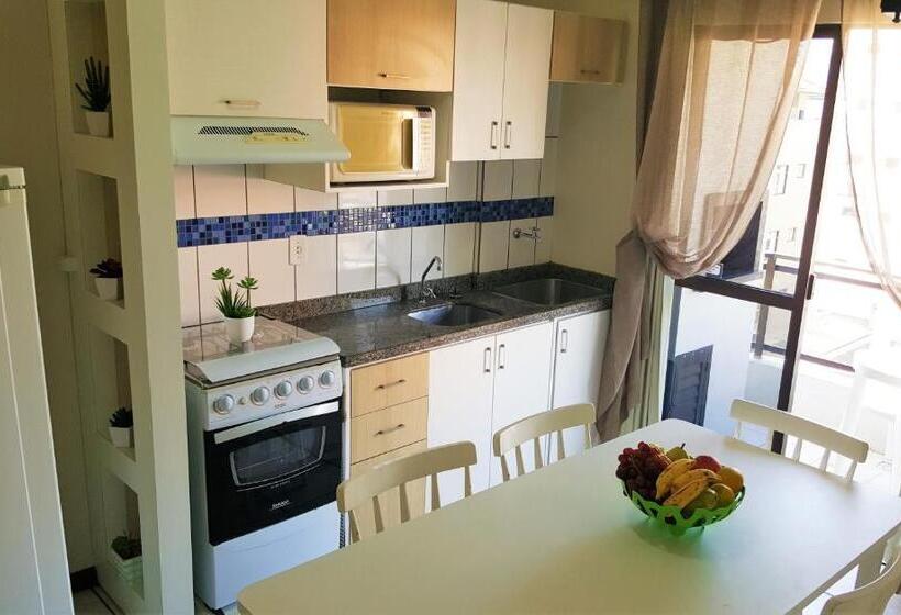آپارتمان 2 خوابه با چشم‌انداز دریا, Bomar Residence