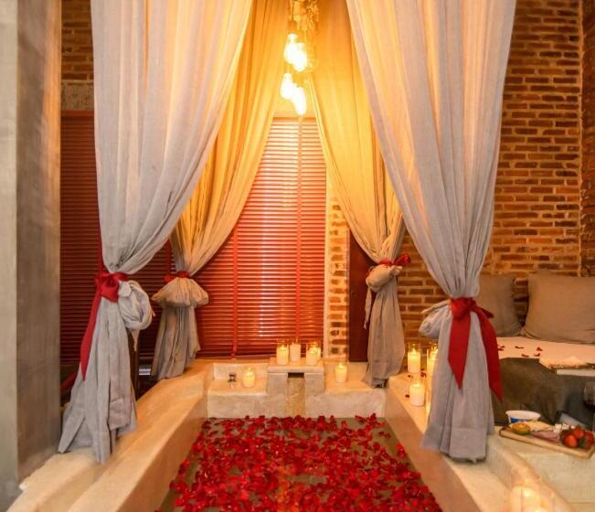 جناح ديلوكس, Cambana D'angkor Suites
