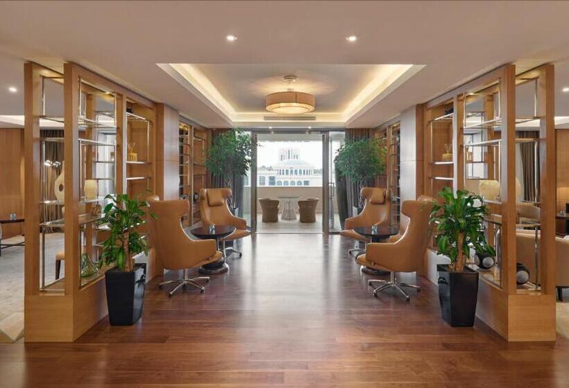اتاق کلاب, Hyatt Regency Tashkent