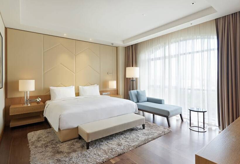 سوییت, Hyatt Regency Tashkent
