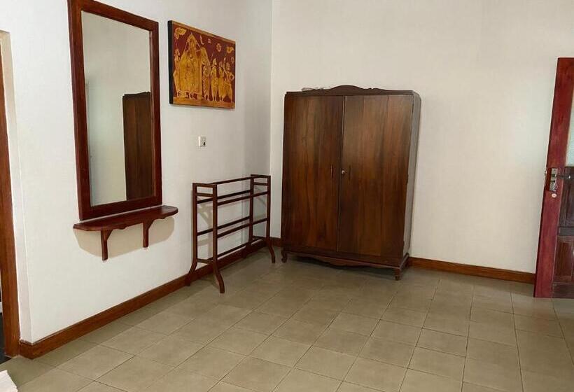 اتاق استاندارد با تخت بزرگ, Pearl House