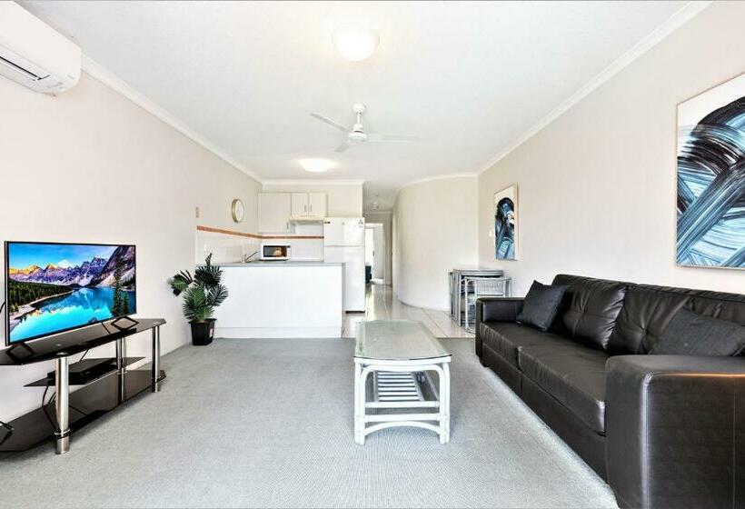 شقة غرفة واحدة, Riviera Resort