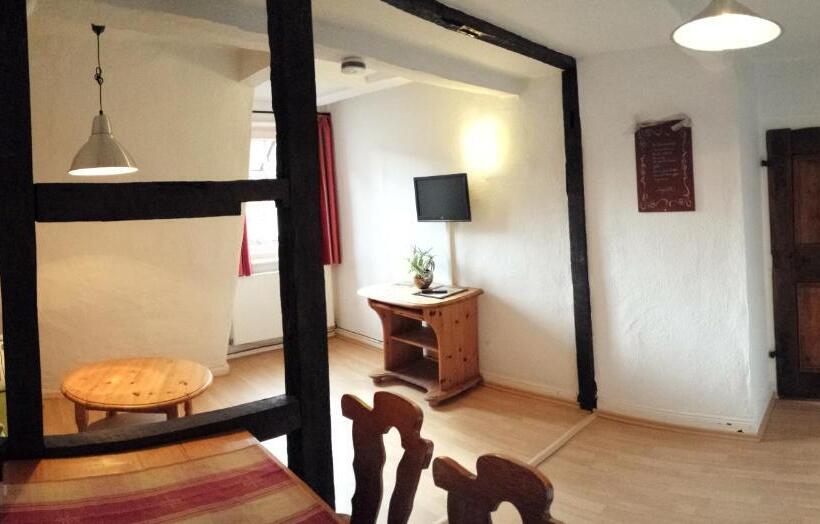 Семейный Номер, Fachwerk Hotel Eisenbart