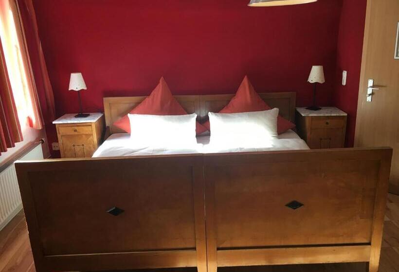 Семейный Номер, Fachwerk Hotel Eisenbart