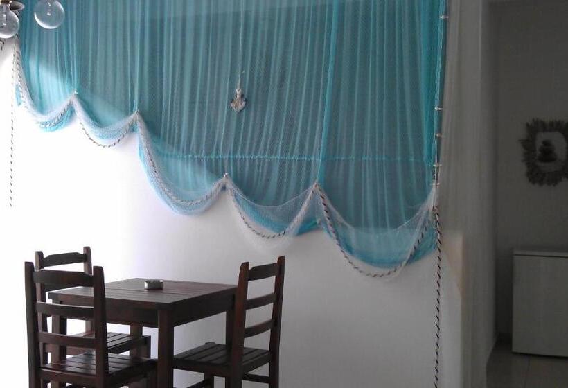 套房, Vila Kosteli