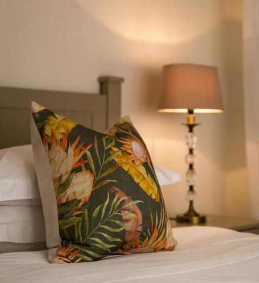 جناح عائلي, Fernwood Manor Boutique Guest House