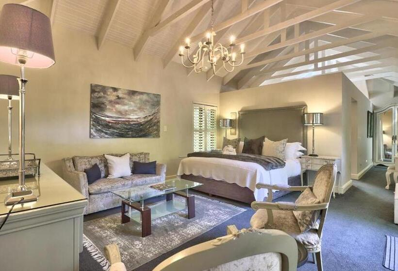 جناح إدارى, Fernwood Manor Boutique Guest House