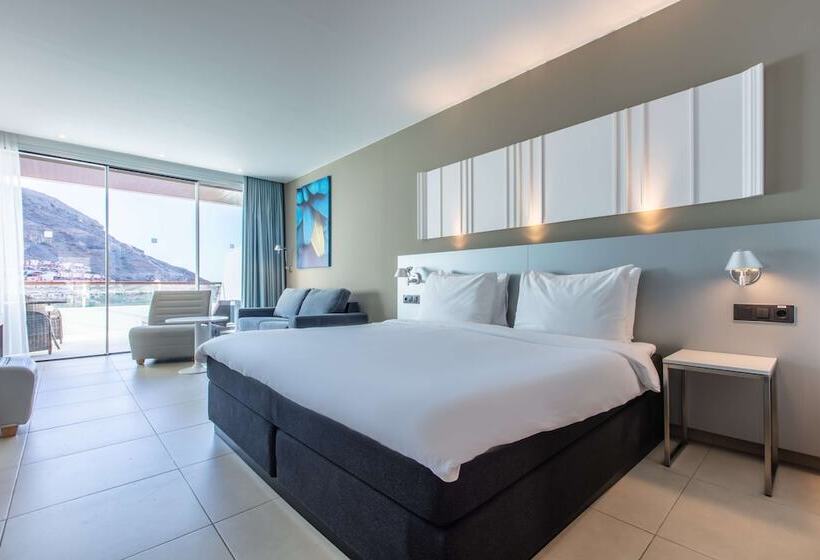 Premium Room Pool View, Radisson Blu Resort & Spa, Gran Canaria Mogan