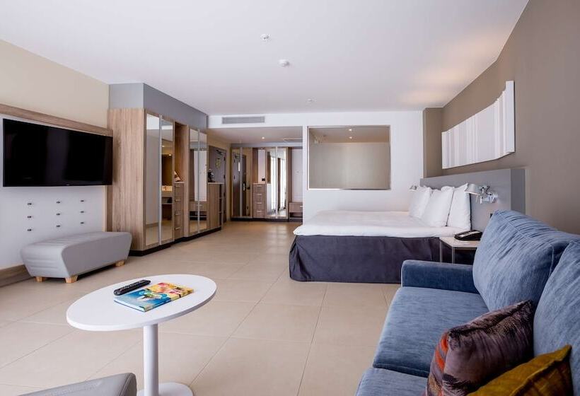 Premium Room Pool View, Radisson Blu Resort & Spa, Gran Canaria Mogan