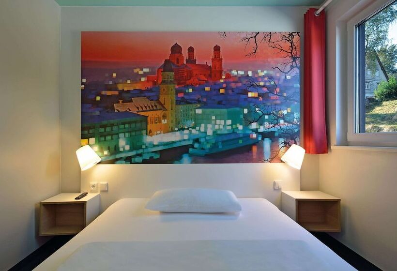 Номер Стандарт, B&b Hotel Passau