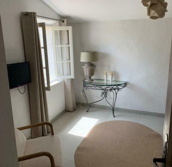 اتاق استاندارد با چشم‌انداز باغ, Mas Saint Antoine   Chambres D Hôtes