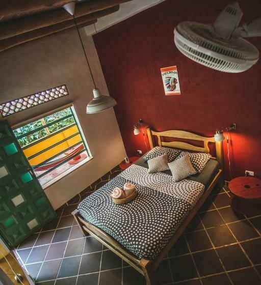 غرفة ديلوكس مزودة بشرفة, Finca Hostal Bolivar   Casa Maracuya