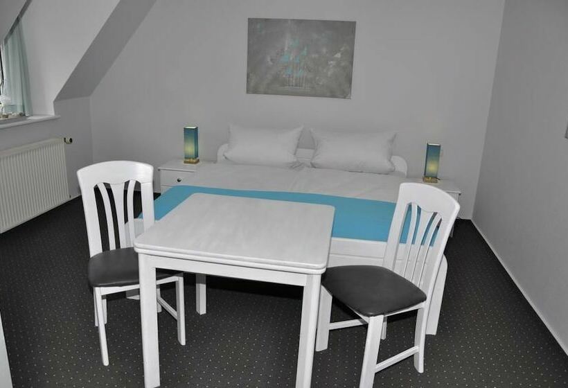 Номер Стандарт, Basalt Hotel Restaurant Lounge
