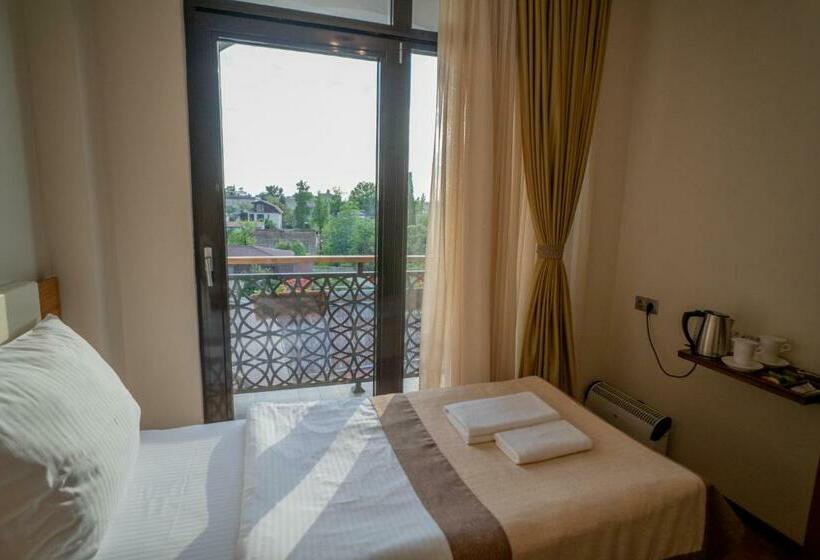 اتاق سوپریور, Leon Boutique