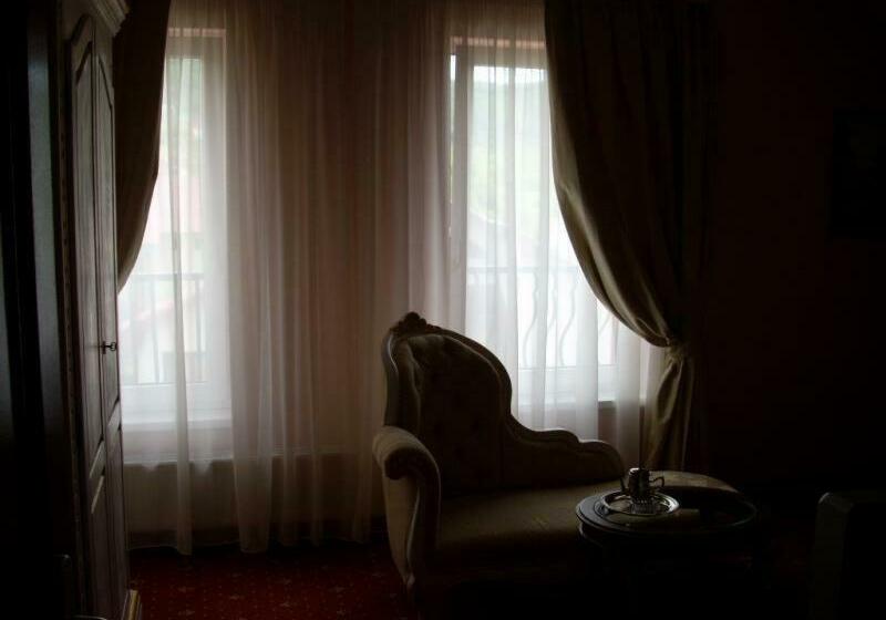 Номер Стандарт с Балконом, Royal