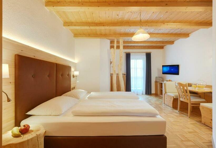 غرفة سوبيريور, Alpin Stile
