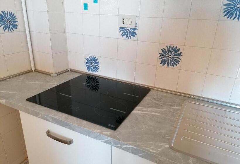 آپارتمان 1 خوابه, Aurora Residence