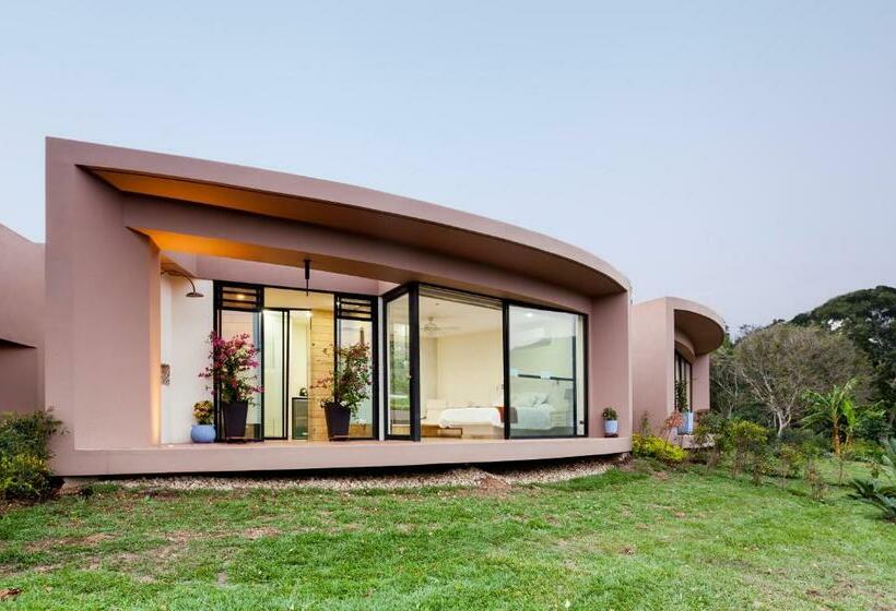 Полулюкс, Casa Ambrosia