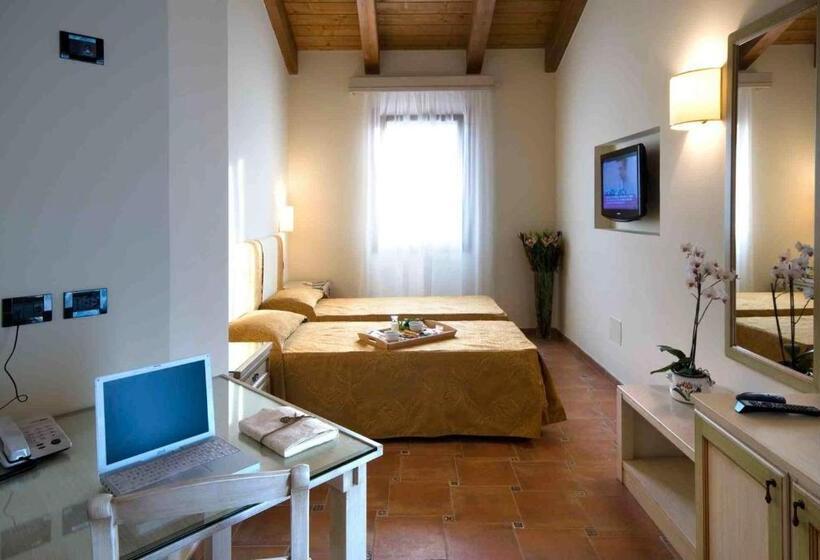 带花园景观的标准三人间, Dune Agriturismo