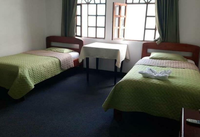 חדר סטנדרט שתי מיטות זוגיות, Hostal Vista Amazonas