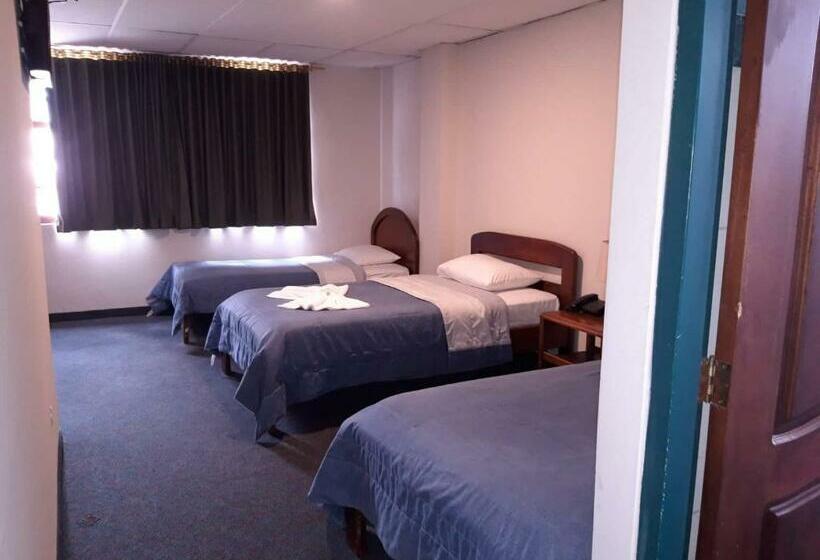 חדר סטנדרט לשלושה, Hostal Vista Amazonas