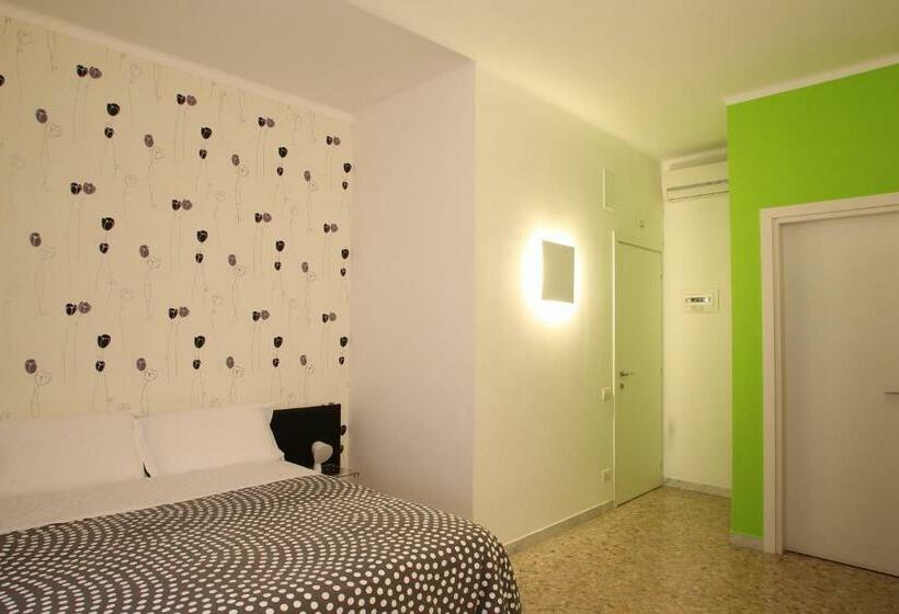 اتاق استاندارد, Viasparano B&b