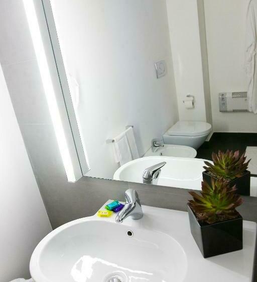 اتاق استاندارد, Viasparano B&b
