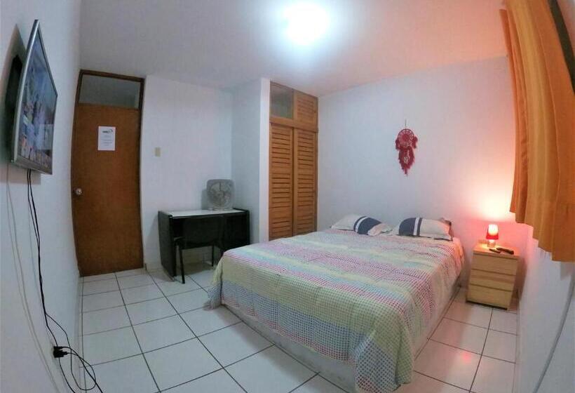 اتاق استاندارد, Waves Surf Camp Peru