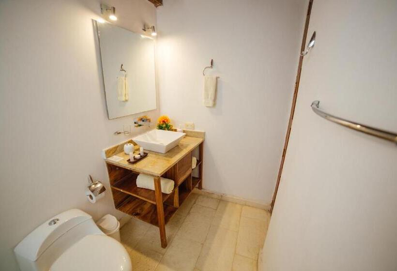اتاق سوپریور, Bioma Boutique